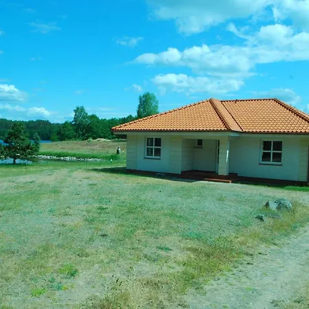 Osrodek Wypoczynkowy Jezioro アパート