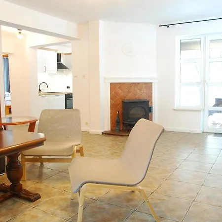 Osrodek Wypoczynkowy Jezioro アパート