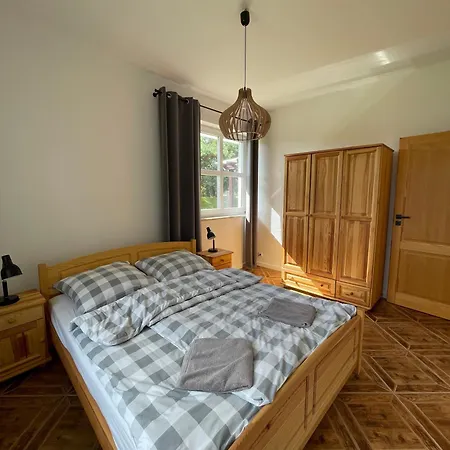 Osrodek Wypoczynkowy Jezioro アパート Studzienice