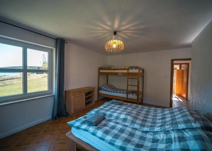 Osrodek Wypoczynkowy Jezioro Апартаменты *